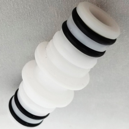 Global Industrial Global IndustrialUniversal Cleaning Chemical Dilution Dispenser Joining Piece 670176